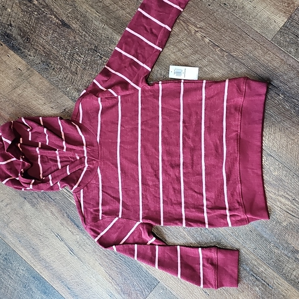 NWT Old Navy 5T Burgandy Striped Long-sleeve Hoodie